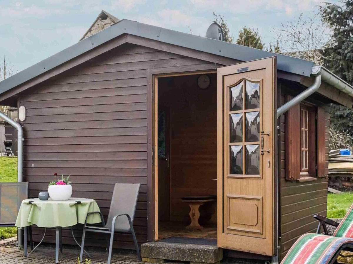 Holiday Home In The Eifel-Mosel With Garden Roes Exteriör bild